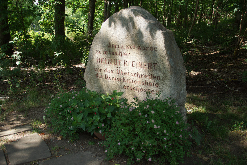 Gedenkstein für den 1963 an der Grenze erschossenen Helmut Kleinert in Hohegeiß