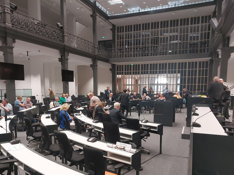 Blick in den Interimsplenarsaal des niedersächsischen Landtages